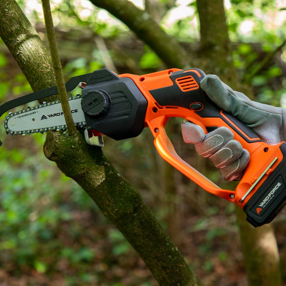 Yard Force 20V Mini Pruning Saw With 1 x 20v Battery