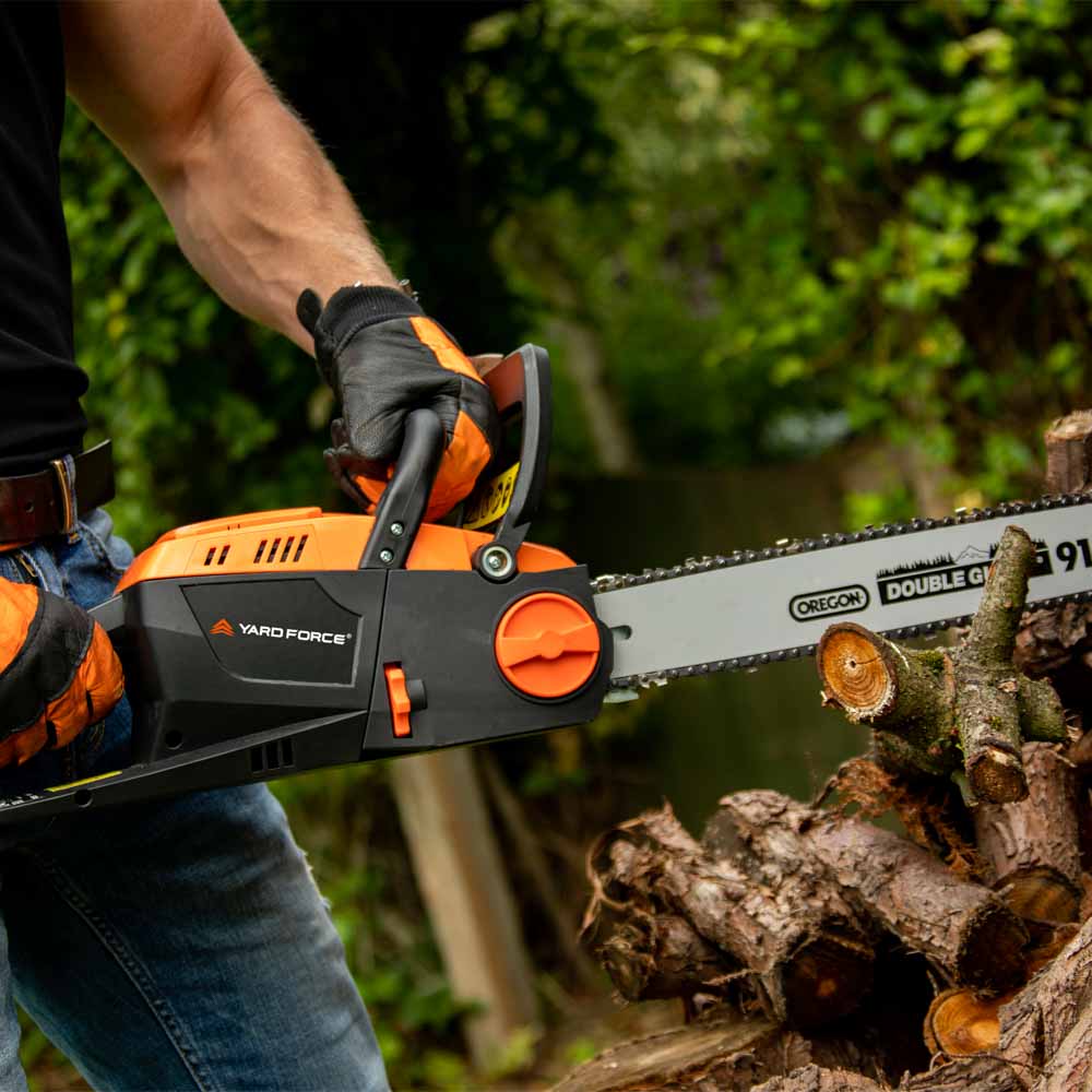 Yard Force 40V Chainsaw With 1 x 40v Battery