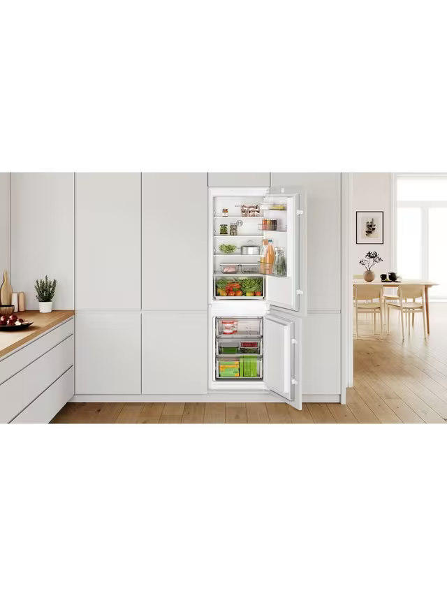 Bosch KIN86NSE0G 54.1cm 60/40 Integrated Frost Free Fridge Freezer
