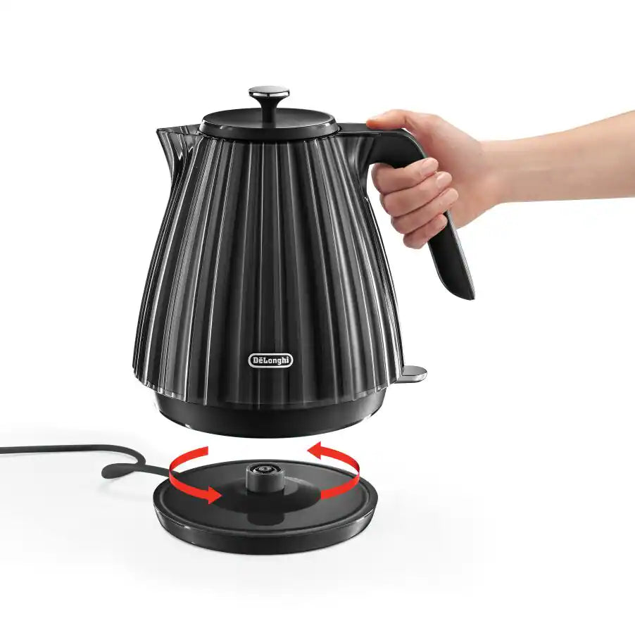 DeLonghi KBD3001.BK  Ballerina Kettle Black