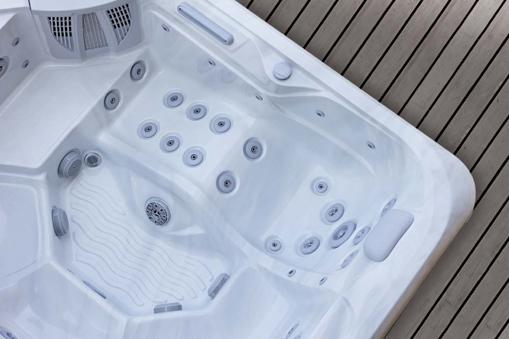 AquaSolus Aspen Hot Tub