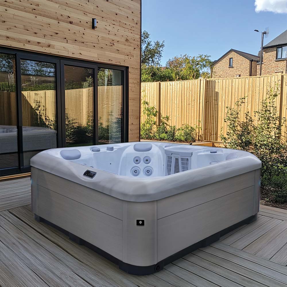 AquaSolus Brook Hot Tub