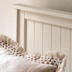 Oxford 5' 2 Drawer Storage Bed White