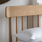 Bremen 4'6 Spindle Bed Natural