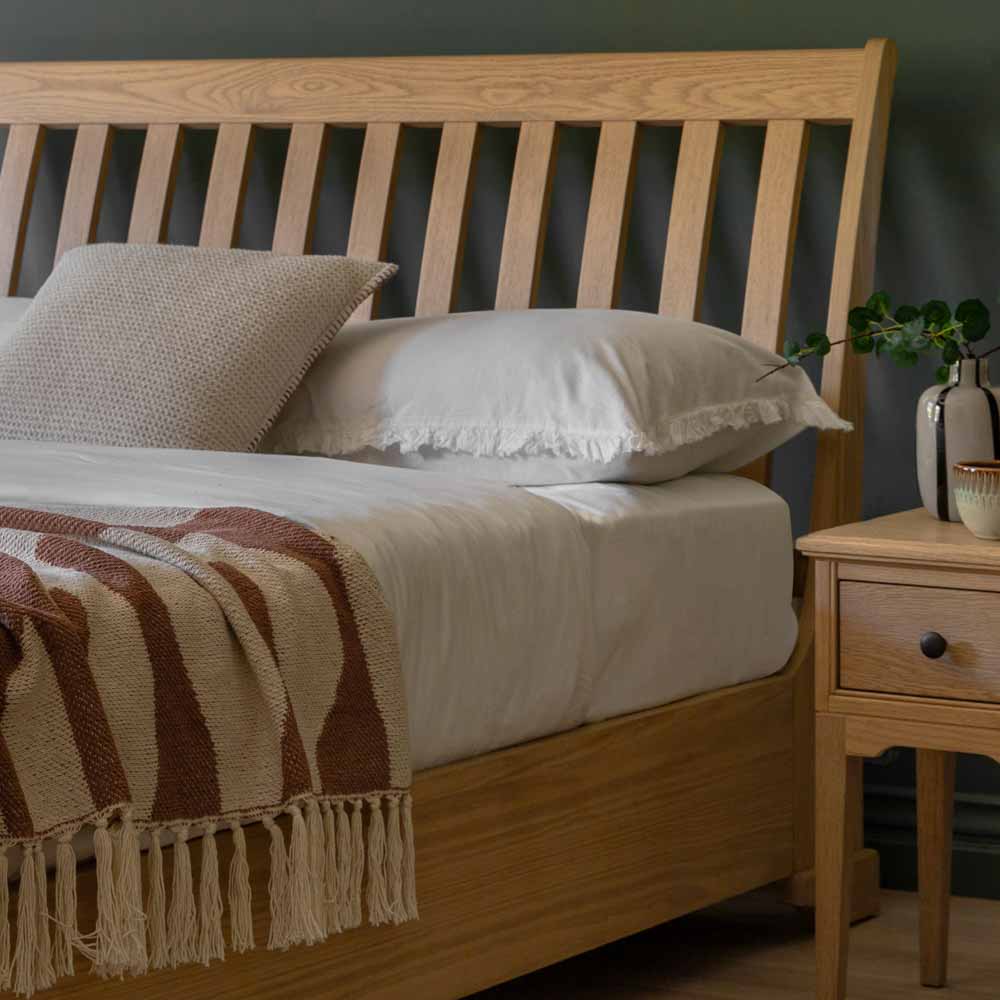 Astley 4'6 Bed