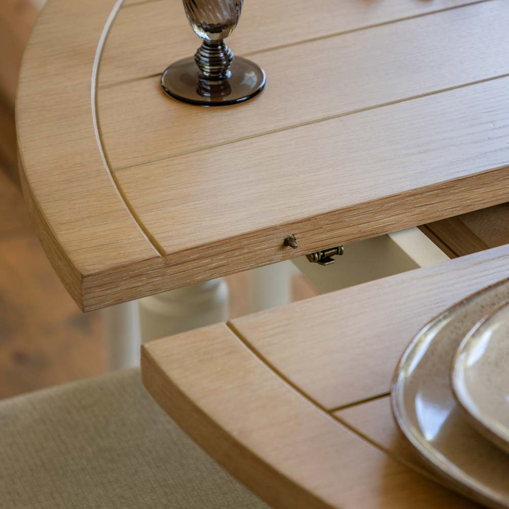 Oxford Round Extending Dining Table White