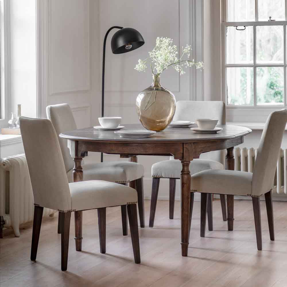 Amarante Extending Round Dining Table