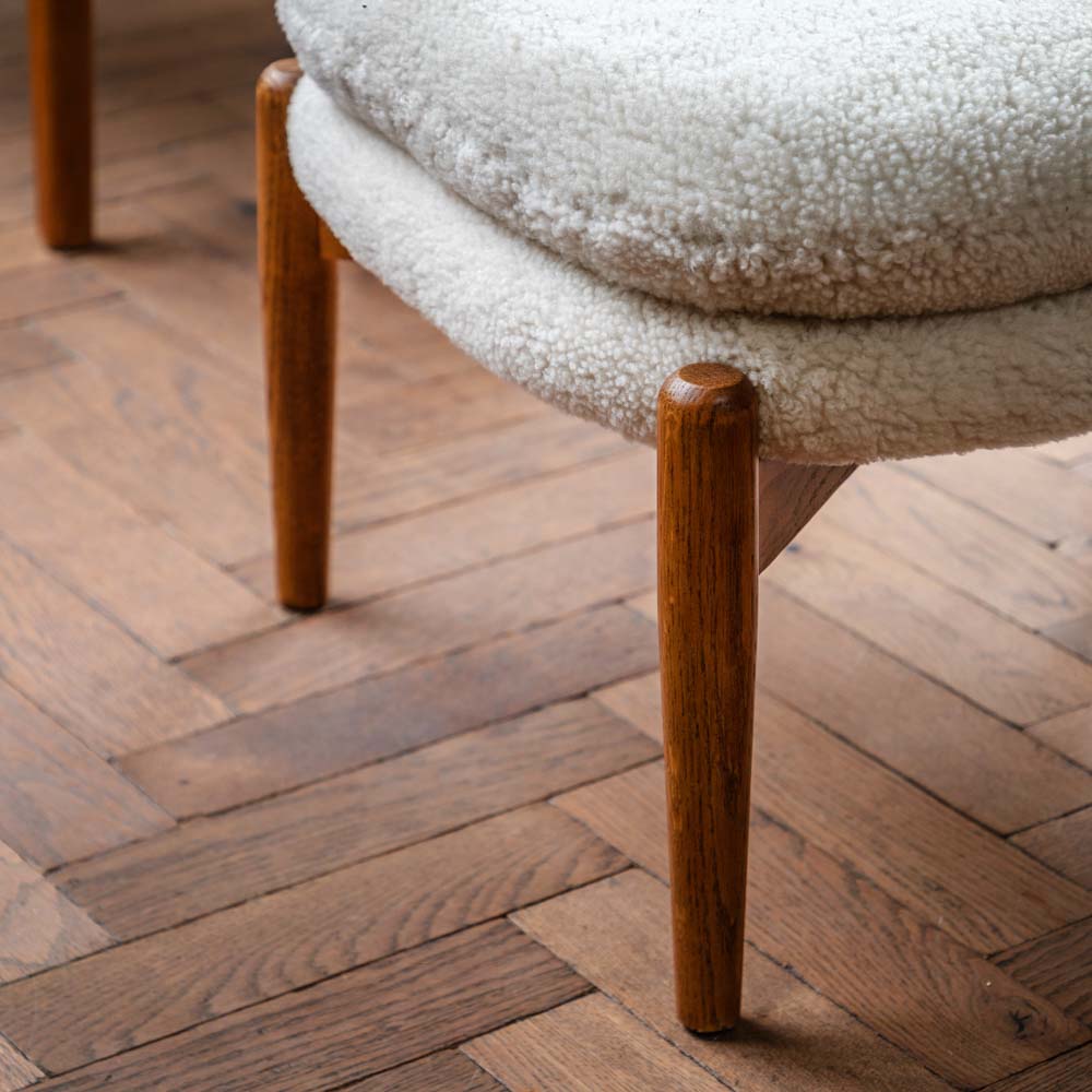 Busan Footstool Sheepskin
