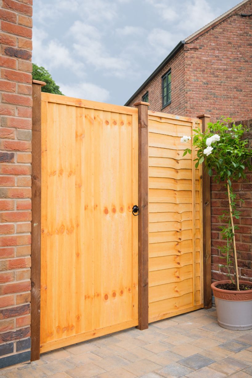 Grange GSCBGTG Superior Closeboard Gate 1.8m - Green