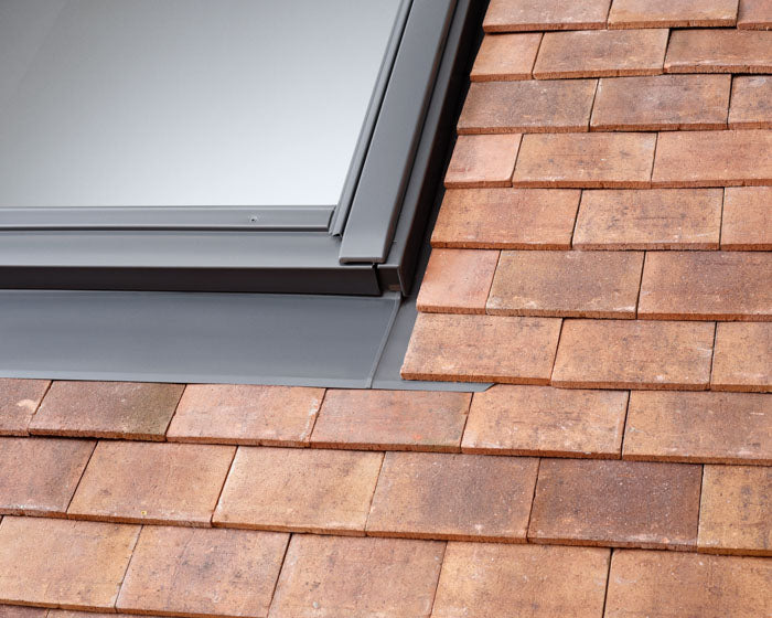 Velux EDP CK06 1000 Single Plain Tile Flashing With BFX Underfelt - Grey - 55x118cm