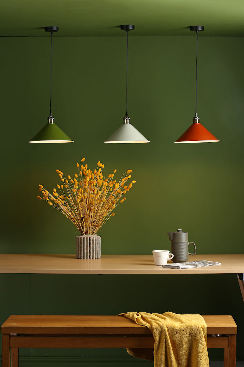 Kinsley Easy Fit Metal Shade Gloss Green 30cm<br>Green