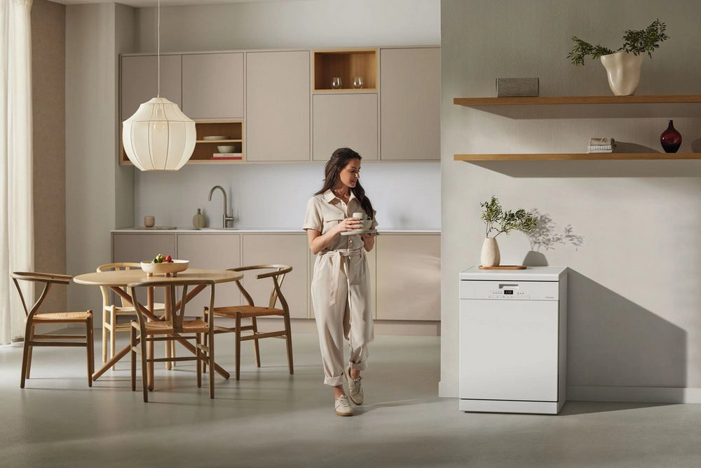Miele G5611SC Active  14 place settings Freestanding dishwashers - Brilliant White