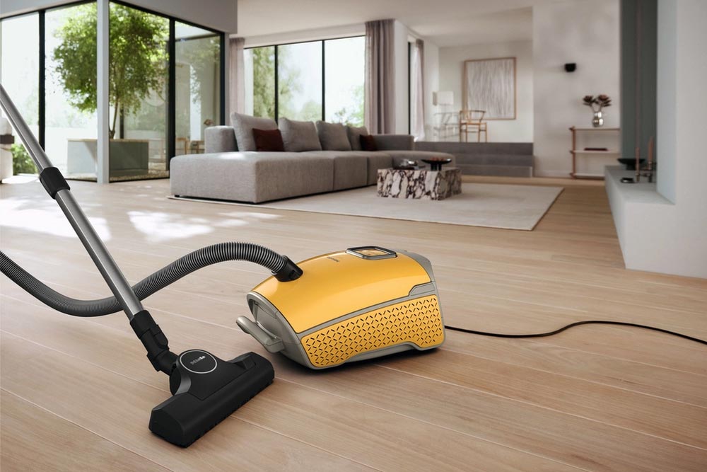 Miele Guard L1Flex Vacuum - Sunset Yellow