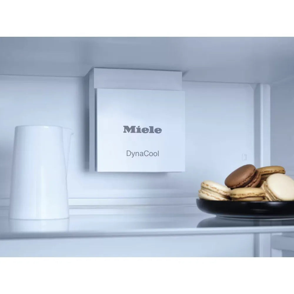 Miele K7715E 177cm Integrated In Column Larder Fridge