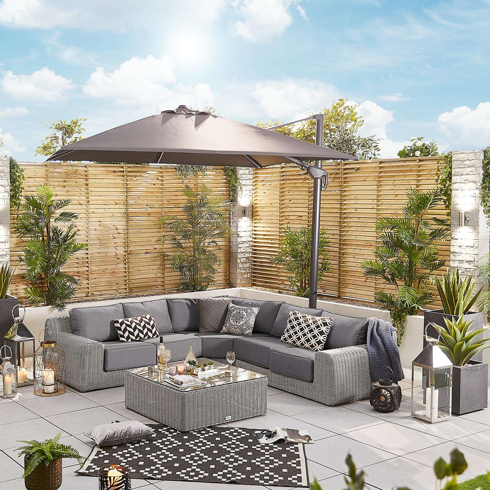 Nova <br> Galaxy LED Cantilever Parasol - 3m Square Grey - Including Base