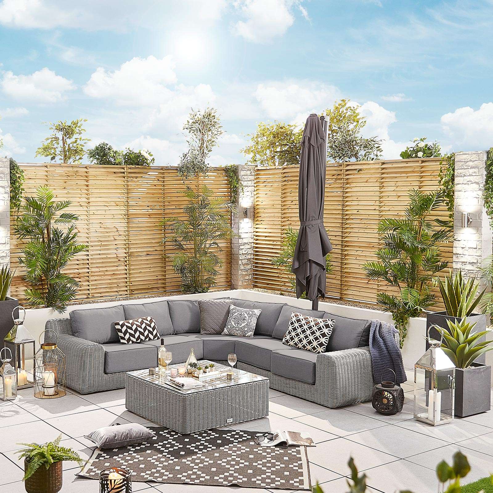 Nova <br> Galaxy LED Cantilever Parasol - 3m Square Grey - Including Base