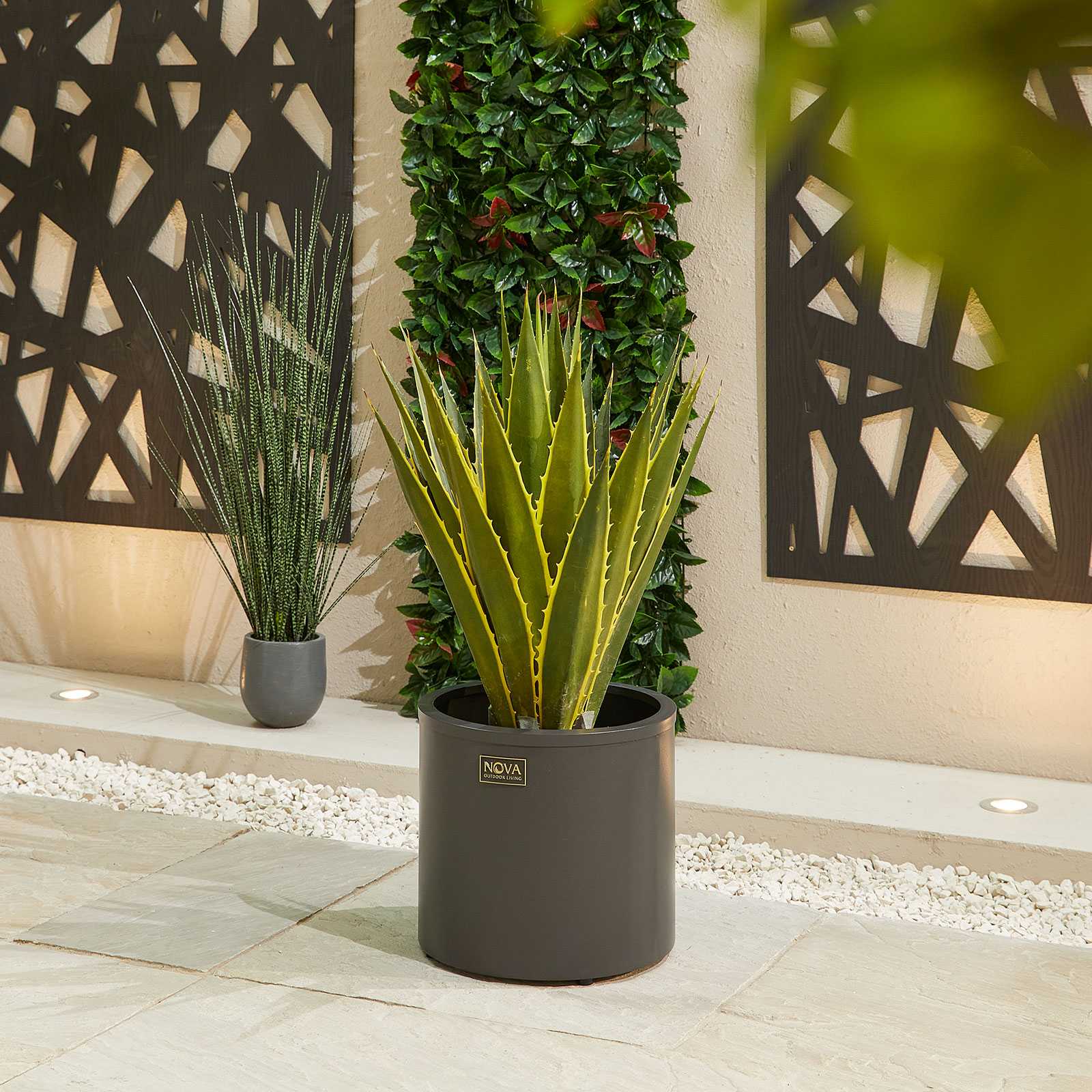 Nova <br> Round Aluminium Planter - Small - Grey