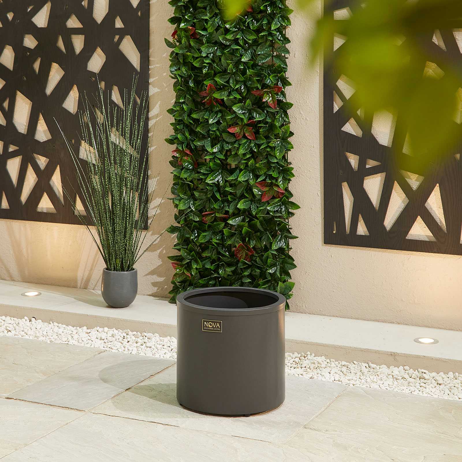 Nova <br> Round Aluminium Planter - Small - Grey