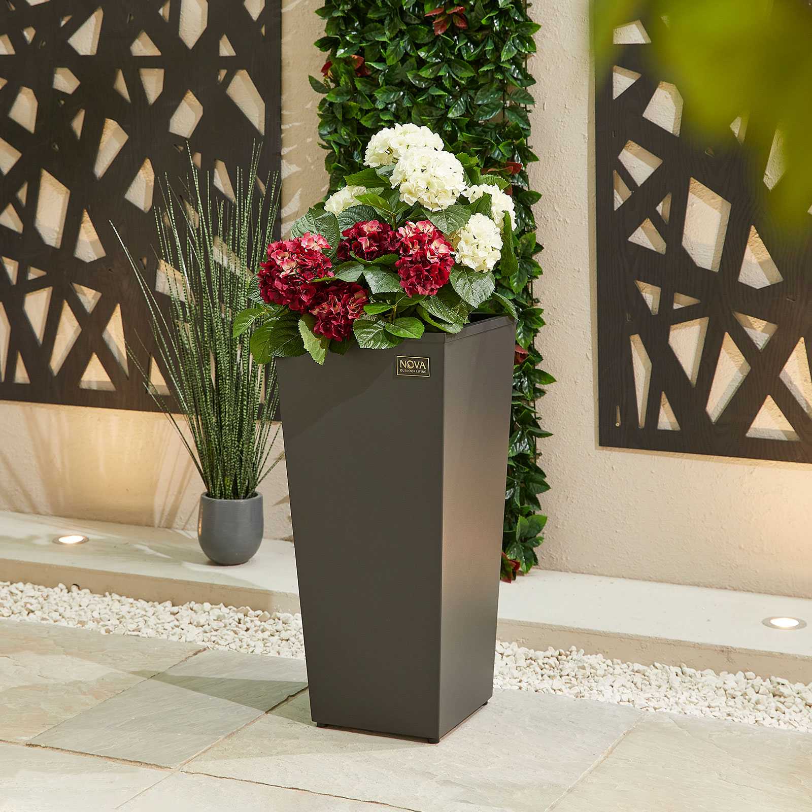 Nova <br>Tower Aluminium Planter - Medium - Grey