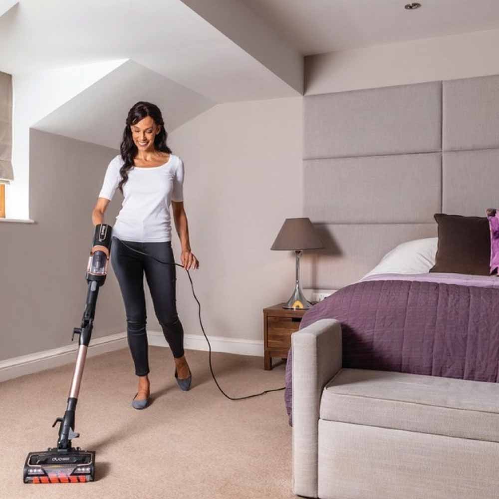 Shark HZ500UKT Anti Hair Wrap Corded Stick Vacuum Cleaner with Flexology & TruePet - Rose Gold