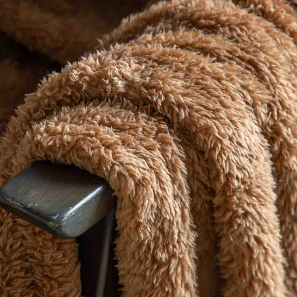 Teddy Fleece Throw Tan