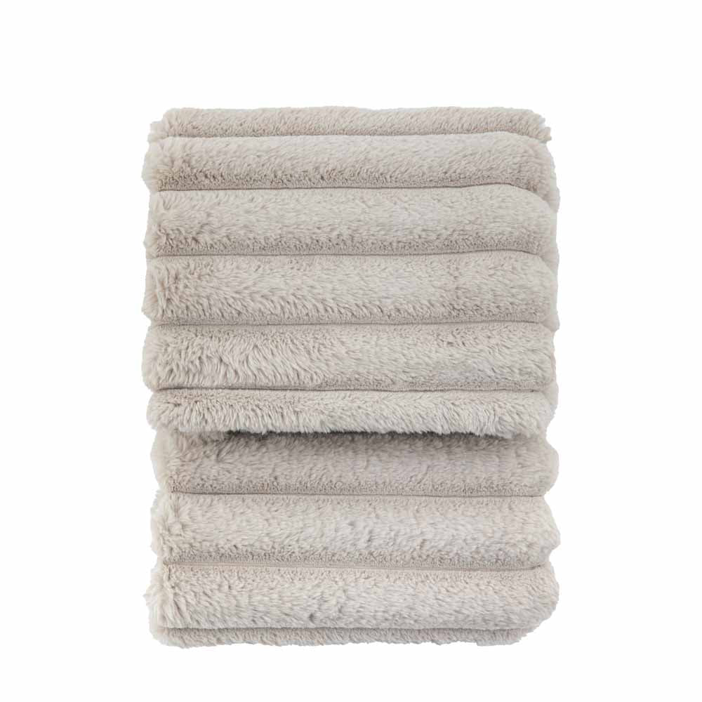 Ribbed Faux Fur Throw Natural