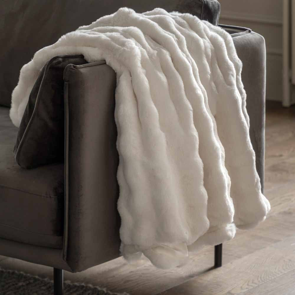 Marshmallow Rabbit Throw Cream