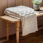 Textures Cable Knit Cream