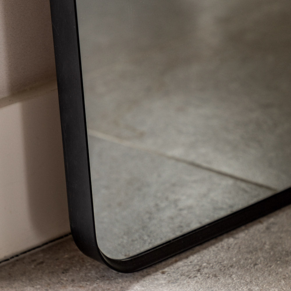 Holworth Arch Mirror Black Large