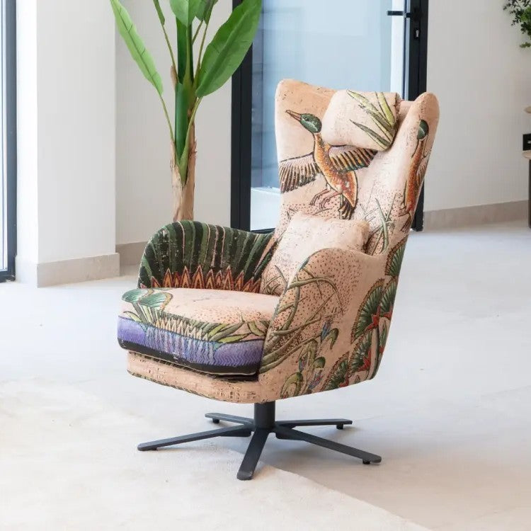 Fama Kylian Swivel Armchair