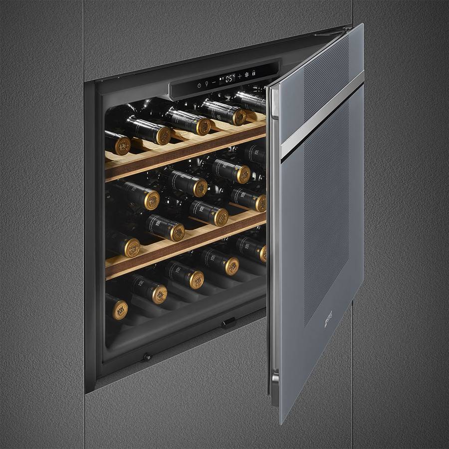 Smeg CVI121S3 Linea Compact Wine Cooler Reversible hinge in Silver Glass