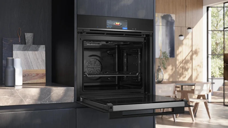Siemens IQ700 HB778G3B1B 17L Built-In Electric Single Oven - Black