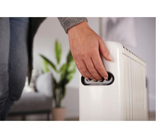 Black  & Decker BXRA43017GB 2.5KW Smart Digital Oil Free Radiator - White
