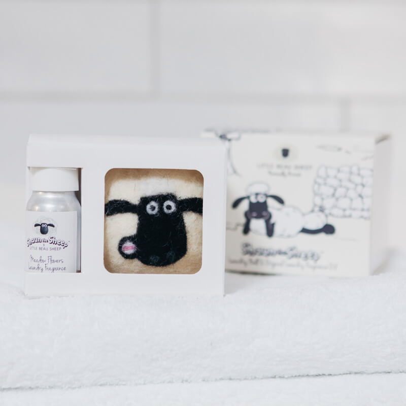 Little Beau Sheep Shaun The Sheep Laundry Ball & Meadow Flowers Laundry Fragrance Set