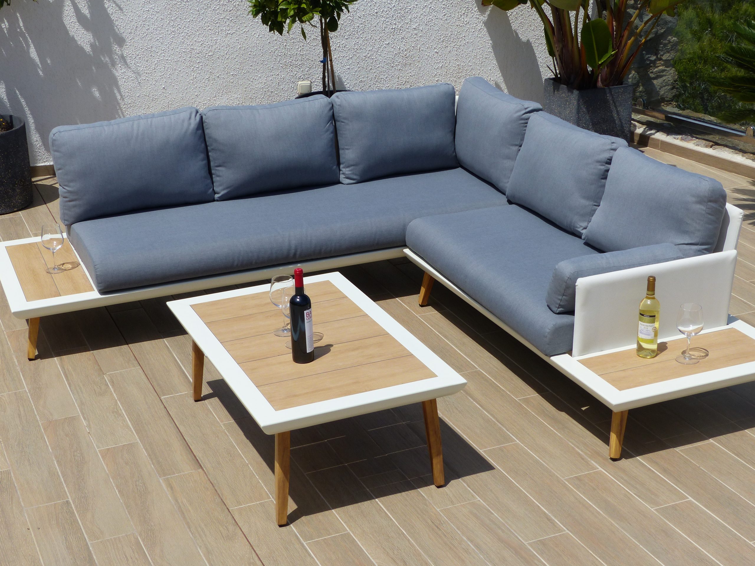 New Oceans Elite Corner Sofa - Romerils