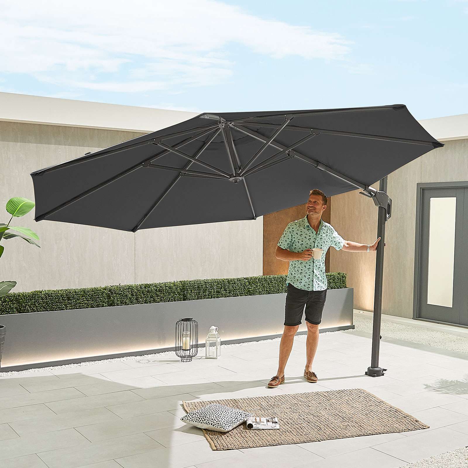 Nova Genesis Cantilever Parasol - 3.5m Round Grey Romerils