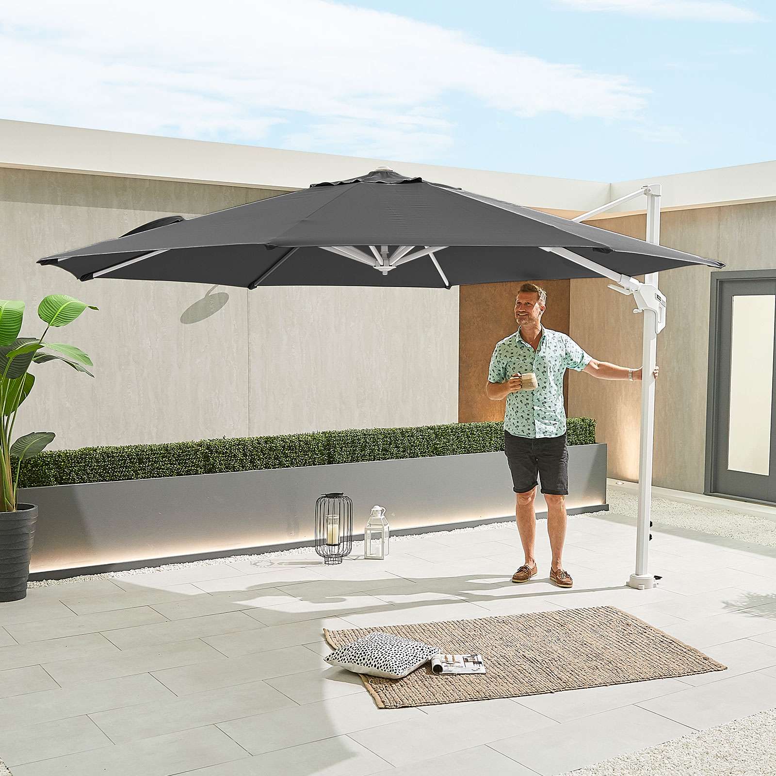 Nova - Genesis Cantilever Parasol - 3m x 2.5m Rectangular - Grey