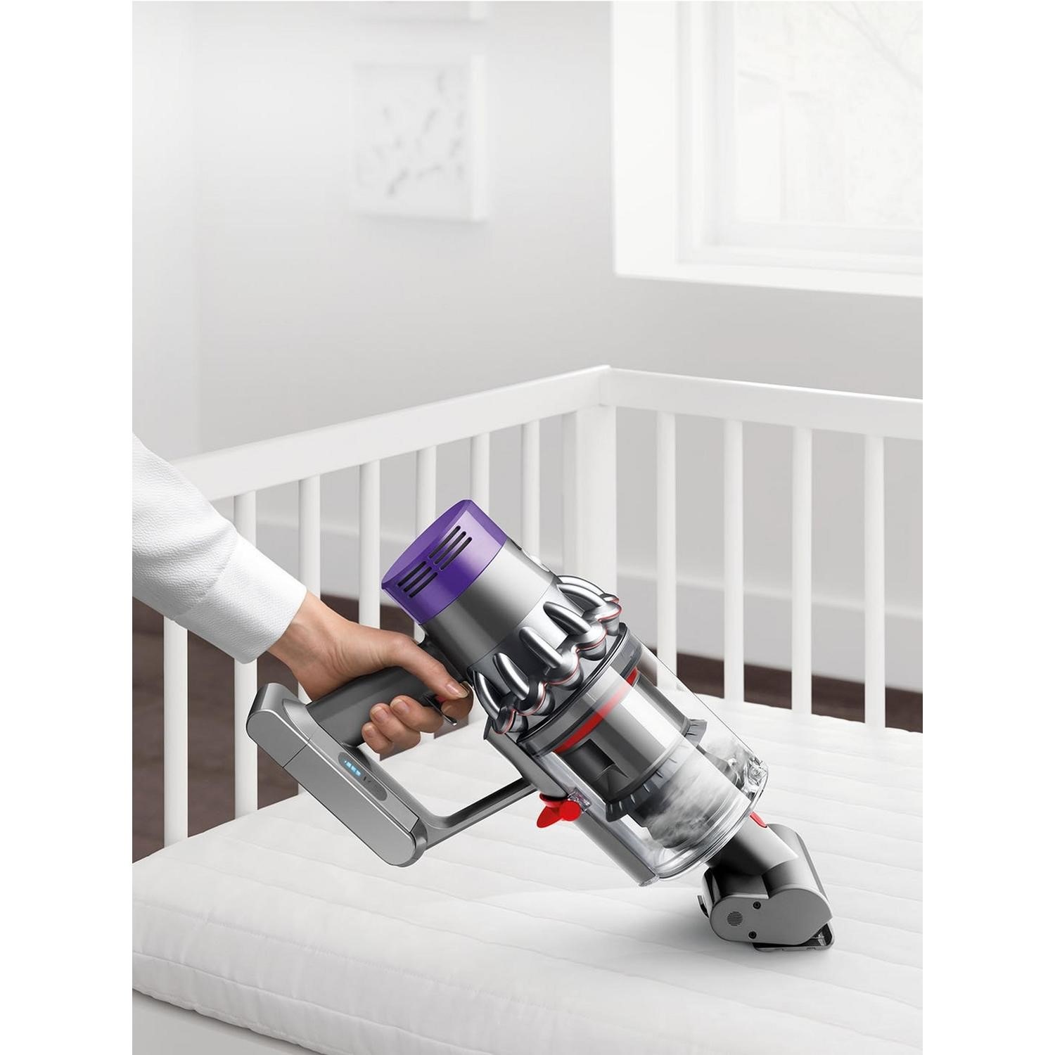 Dyson V10 Allergy Cordless Stick Vacuum Cleaner: 14 Cyclones, Fade-Free  Power, Whole Machine Filtration, Hygienic Bin Emptying
