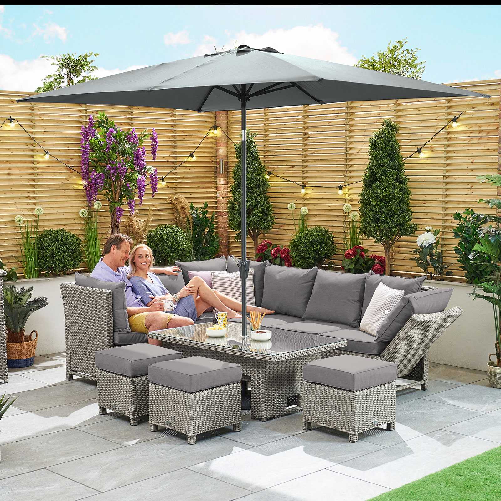 Rattan dining table with parasol hole deals