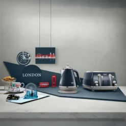 Alternative view of Delonghi Icona Capitals KBOC3001.BL Jug Kettle - London  Blue