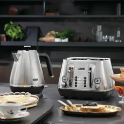 Alternative view of Delonghi KBI3001.M Distinta Moments 1.7L  Kettle-Stainless Steel